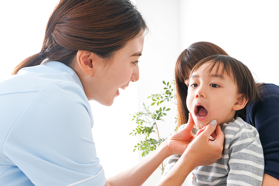 お子様の矯正もお任せください！おとなから子どもまでインビザラインで矯正治療が可能です